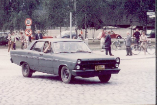 Illustration for article titled Interesting video from a BRIXMIS G-Wagen in 1988.